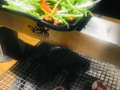 -鑫釜山海鲜烧烤(鑫丰国际店)
