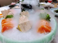 三文鱼拼鹅肝-泓历皇朝酒店(东亭店)