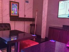 -皇马纯KTV·量贩·聚会(民治店)