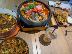 -雀舞云南菜(天津天河城购物中心店)