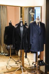 -胤一红帮手工西服定制(日湖店)