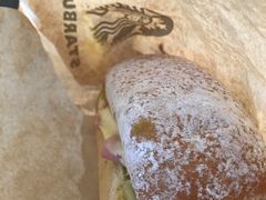 -星巴克(香港国际机场44号闸店)