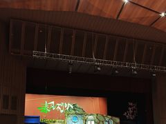 -虹桥艺术中心