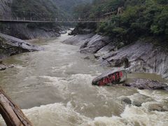 -燕子河大峡谷天坑仙境