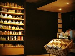 -星巴克臻选(郑州国贸360广场店)