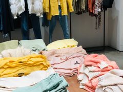 -URBAN REVIVO(西安Momopark店)
