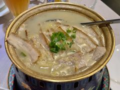 老北京酸菜炉肉锅-峨嵋酒家(牡丹园店)