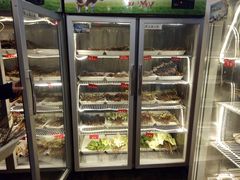 自助取餐区-拈签一笑黄牛肉辣卤串串