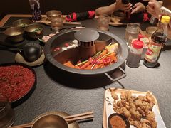 -晓宇重庆火锅(西安荟聚店)