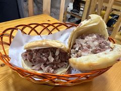 -闫家驴肉火烧(五四店)