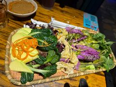 -老牌坊云南鱼豆花火锅(嵩山店)