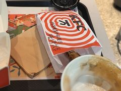 -肯德基(虹桥高铁店)