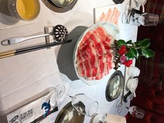 -泓炙颐凤鲜海鲜火锅料理(桐乡店)