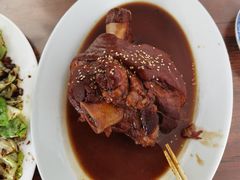 -巷子深菜馆·津门肘子(滨海店)