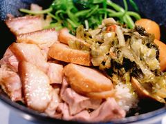 卤水猪脚饭配潮州酸菜-MR鹅外