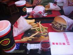 -FATBURGER 特富客汉堡(外交公寓店)