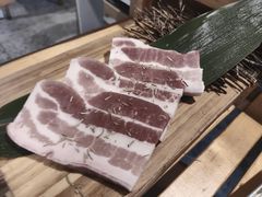 厚切五花肉-秋木烤肉·韩国牛肉名家(高新旗舰店)