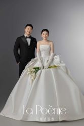 -乐派诗婚纱摄影