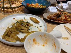 -小镇大厨新概念复合中餐厅(万达广场大连高新店)