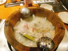 -鱼遇木桶斑鱼火锅(塔湾店)