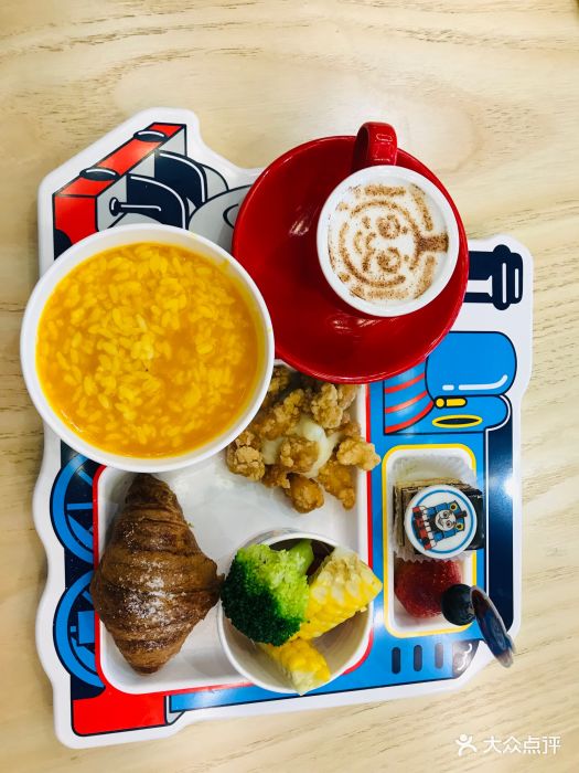 托马斯小火车主题亲子餐厅托马斯儿童套餐图片