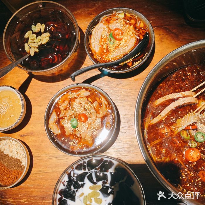 归蜀第成都串串料理(梅花路店)冒脑花图片