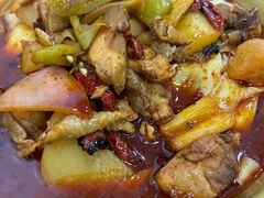 -牛一嘴·兰州牛肉面·大盘鸡(财富中心店)