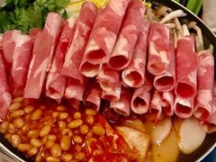 部队锅-MI WU FACTORY米屋美食工厂餐厅(绿地店)