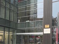 -LuOne凯德晶萃广场(徐家汇路店)