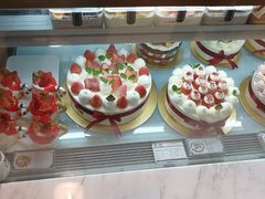 -花花卷卷·鲜食蛋糕(静安久光百货店)