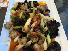 -兔行天下-鸿鹤鲜锅兔(中海国际店)