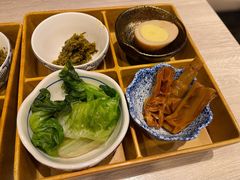 小菜-康师傅私房牛肉面(马泉营奥莱店)