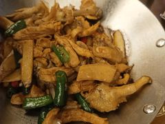 -饭怕鱼·黄焖鲟龙鱼(湖大店)