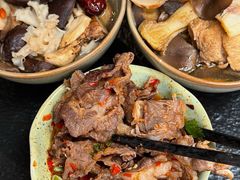 -菌自由丨野生菌火锅特色庭院餐厅(丽江古城店)