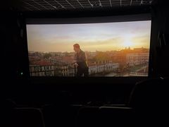 -百美汇影城(LUXE嘉里中心店)