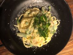 -Carbon莫卡哆·意大利复古集市餐厅(杭州大厦店)