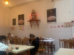 大堂-李兰英湖南面馆(护国路店)