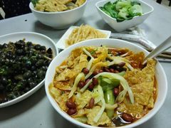 -丽丽三鲜螺蛳粉(田林路店)