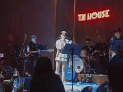 -TZ House音乐现场(来福士中心店)