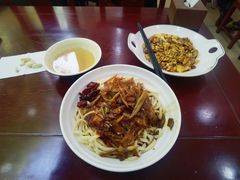 -老回回小吃(百万庄店)