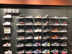 -耐克(恒隆广场店)