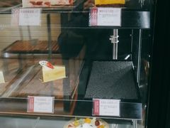 面包甜点陈列柜-苹果花园(鞍山路店)