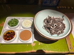 老牛街鲜爆肚-北平楼·烤鸭·北京菜(牡丹园店)