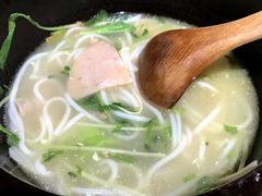 -妈妈故事米线(市府恒隆店)