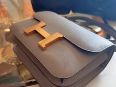 -小飞侠奢侈品回收 寄卖 养护(宝山宝龙广场店)