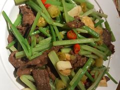 小炒黄牛肉-湘与香缘·湖南菜(王府井北京市百货大楼店)