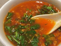 番茄汤加牛肉粒-海底捞火锅(金光华店)