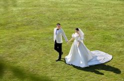 -乐默婚纱摄影工作室