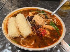 -粉八·云南米线·建水烧烤(常熟路店)