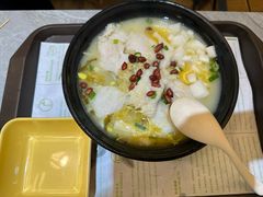 酸汤鱼米线-鸭味先老鸭粉丝馆(瑞金路二号四号小区店)